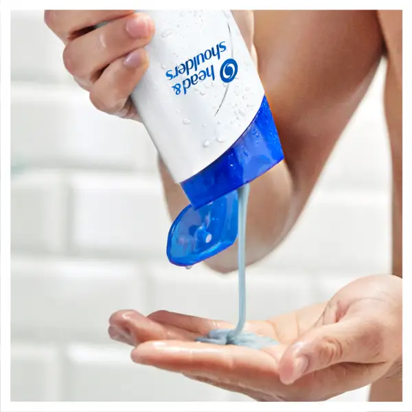 Head & Shoulders Ocean Fresh korpa Elleni sampon 400ml napi használatra Bármely hajtípusra termékhez kapcsolódó kép
