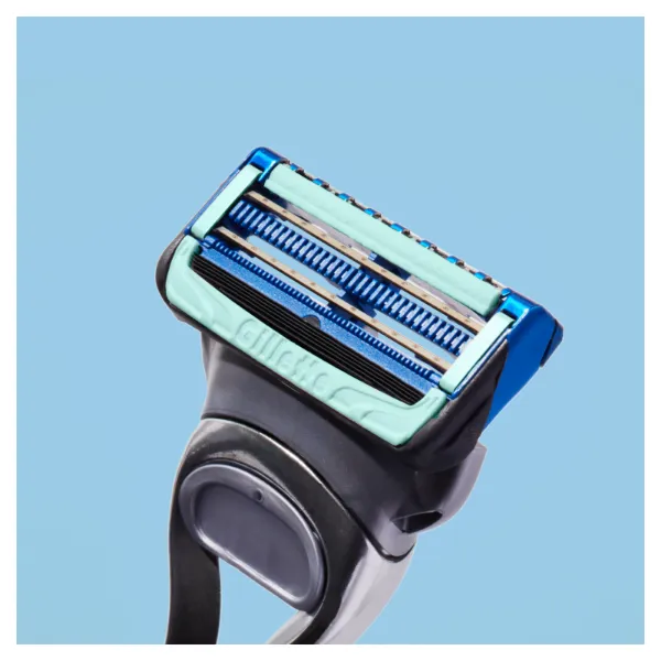 Gillette SkinGuard Sensitive Borotva Férfiaknak+ 1 Borotvabetét termékhez kapcsolódó kép