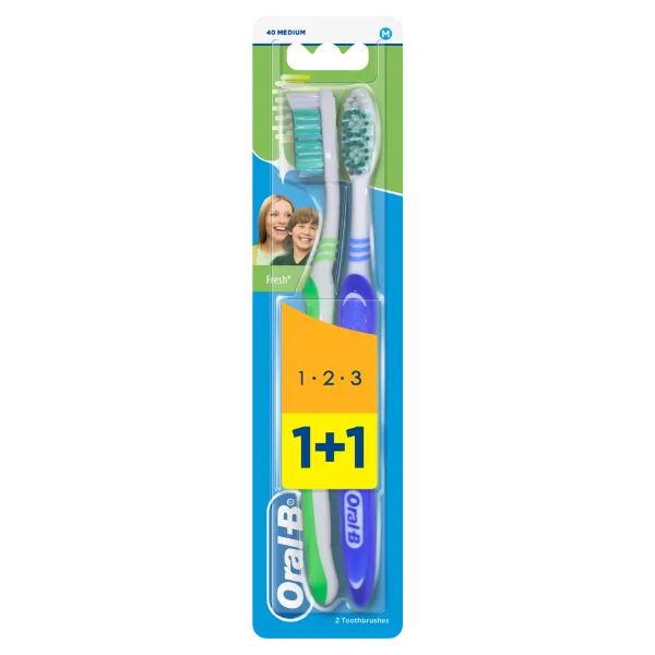 Oral-B 3 Effect Medium Manuális Fogkefe, 2 Db termékhez kapcsolódó kép