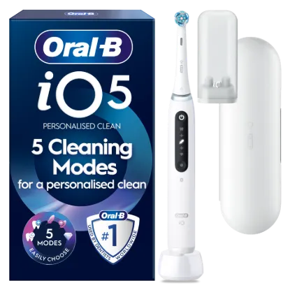 Oral-B iO 5 Elektromos Fogkefe | Fehér | 1 db Fogkefefej | Prémium Utazótok termékhez kapcsolódó kép