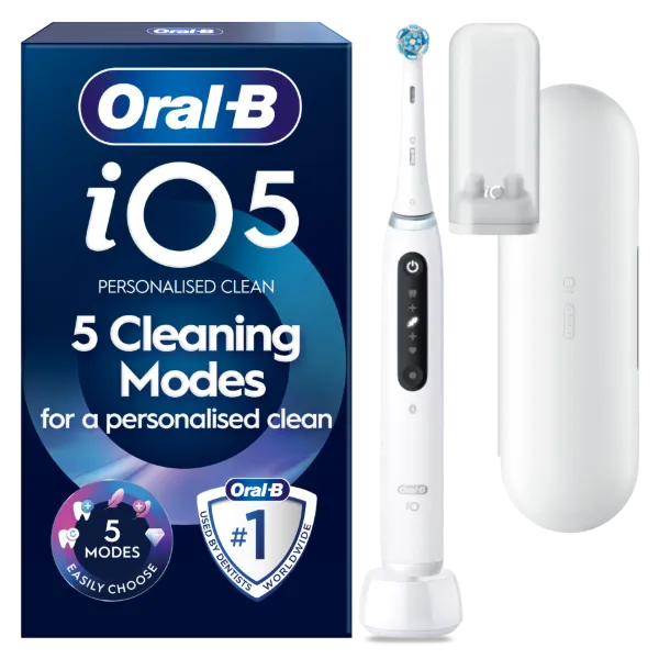 Oral-B iO 5 Elektromos Fogkefe | Fehér | 1 db Fogkefefej | Prémium Utazótok termékhez kapcsolódó kép